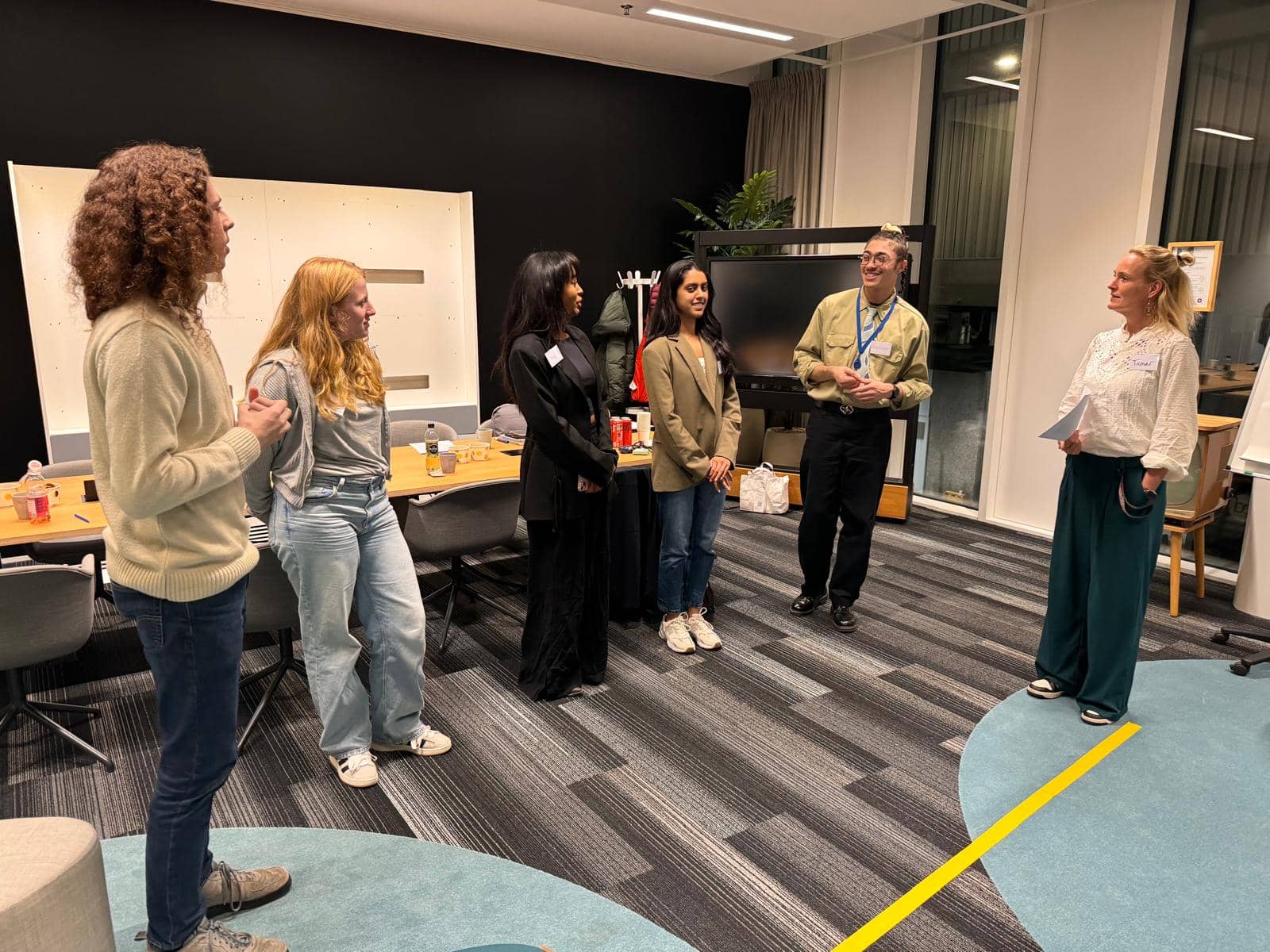 De DenkTank Jongeren van Dienst Toeslagen en de Belastingdienst